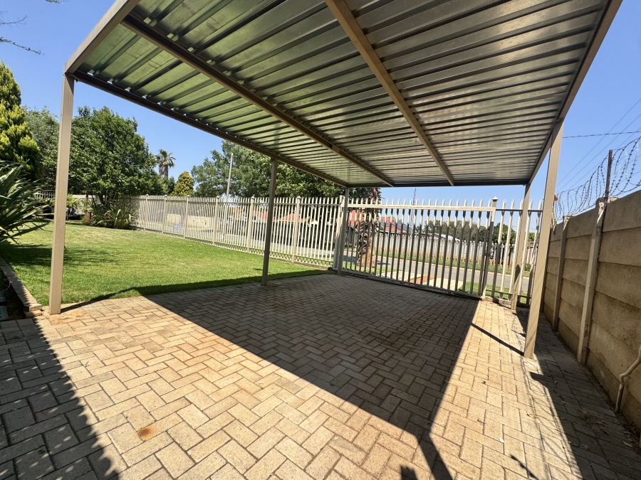 4 Bedroom Property for Sale in Neserhof North West